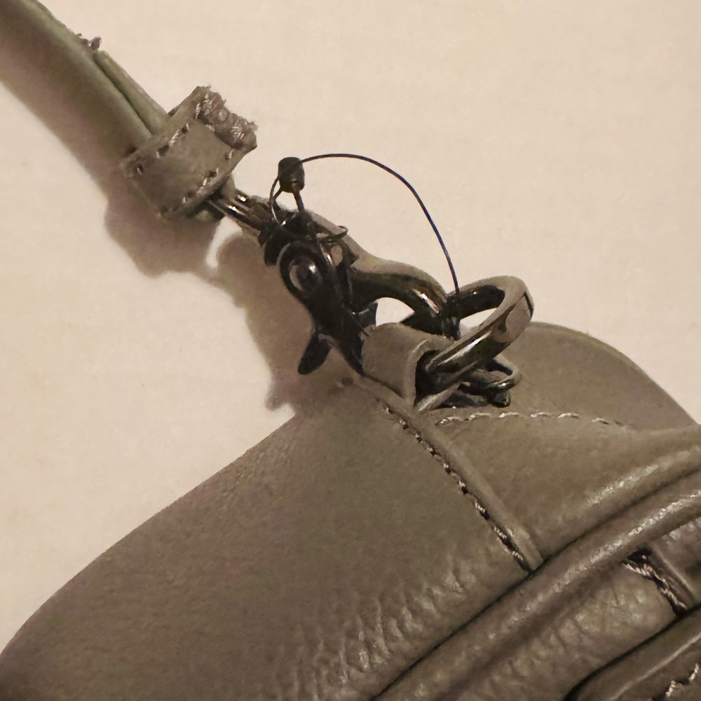 Botkier New York Valentina Mini Camera/Crossbody Bag - Picture 2 of 10